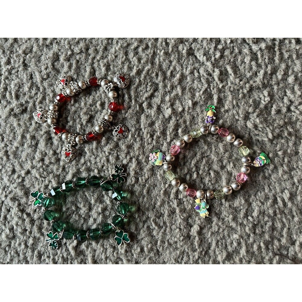 Vintage Charm Bead Bracelets Holidays Valentines, St Paddy’s & Easter